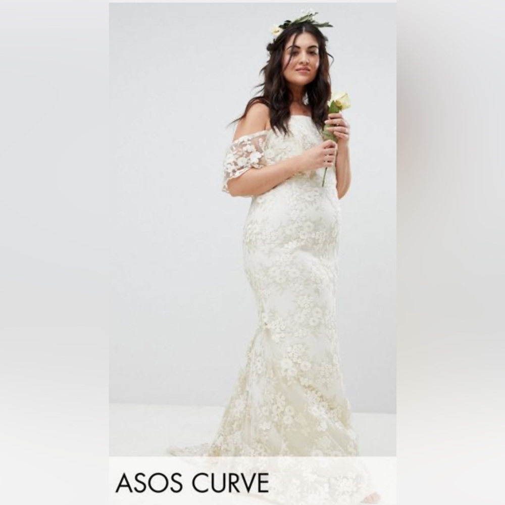 ASOS DESIGN Curve Floral Lace Bandeau Maxi Wedding Dress size 22 NWT